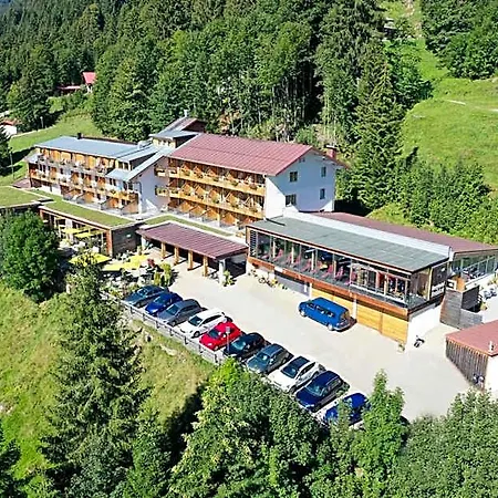 Bio-berghotel Ifenblick Отель 3*