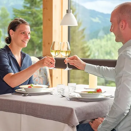 Hotell Bio-berghotel Ifenblick 3*
