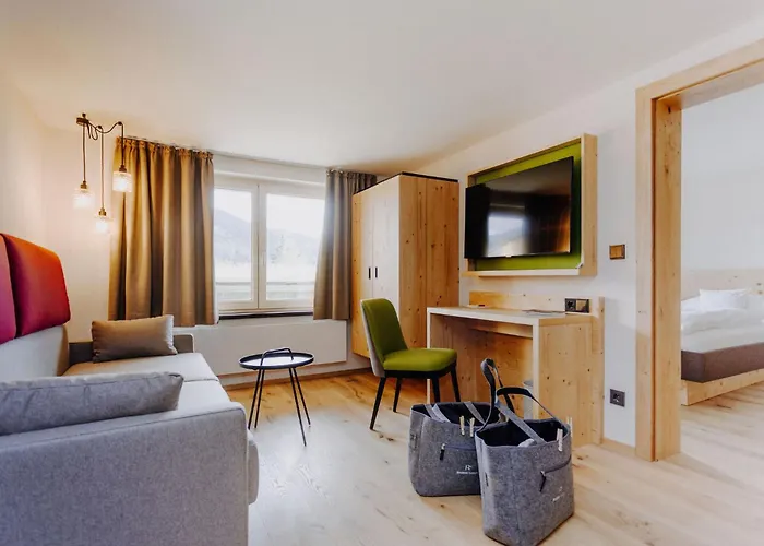 Bio-berghotel Ifenblick 3*
